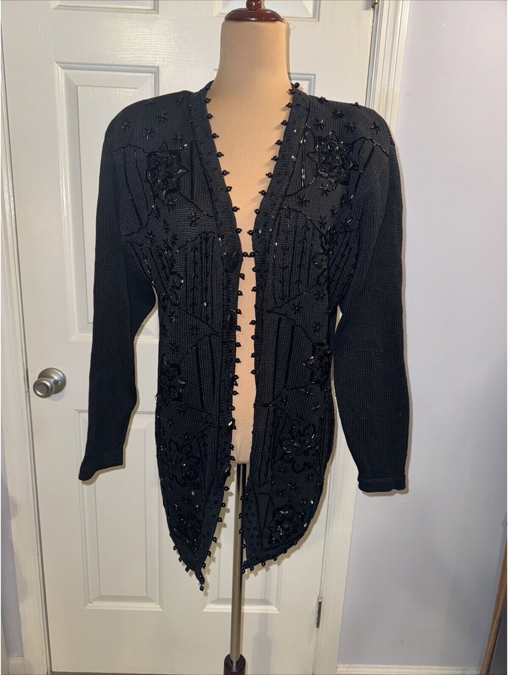 VINTAGE Victoria Jones Black Beaded Floral Collared Button Up Cardigan Large